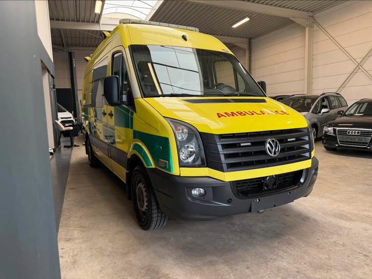 Volkswagen Crafter 2.0 160pk Ambulance/Ziekenwagen-TOP staat, Auto's, Bestelwagens en Lichte vracht, Bedrijf, Airbags, Airconditioning