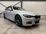 BMW 318i PANO/LED/APPLE CARPLAY/M PAKKET/LEER/AUTOMAAT, Auto's, Achterwielaandrijving, Leder, Bedrijf, 5 deurs