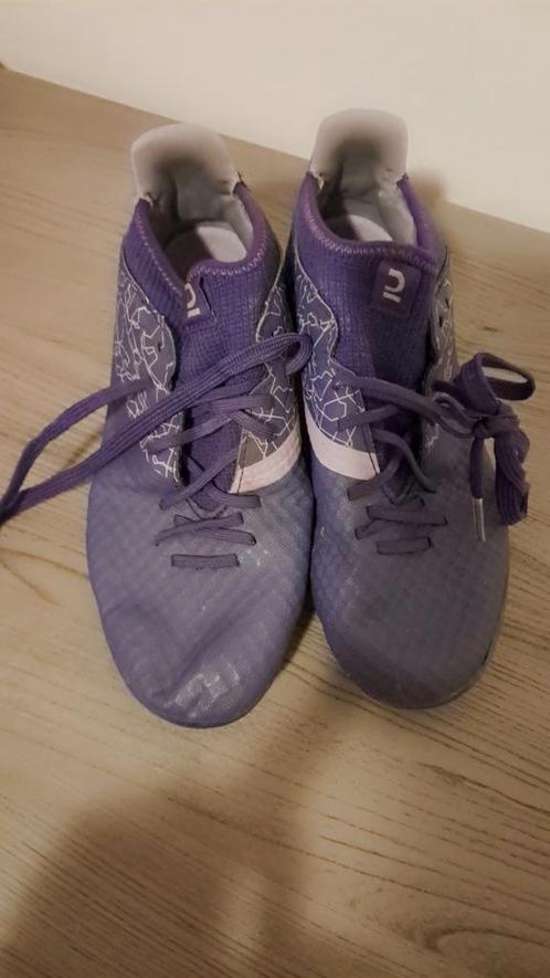 A vendre 20€ basket de foot acheter chez décathlon l, Sports & Fitness, Course, Jogging & Athlétisme, Comme neuf, Enlèvement