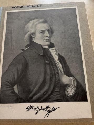Studieboek voor piano Mozart - sonates beschikbaar voor biedingen