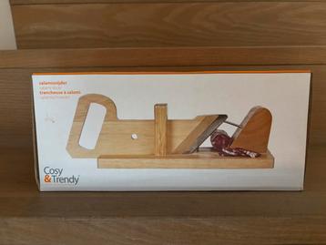 Salamisnijder cosy&trendy beschikbaar voor biedingen