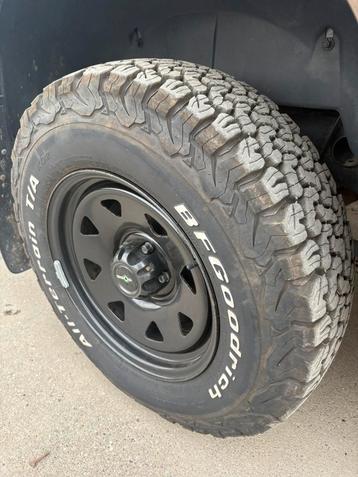 4x bf Goodrich all terrain banden 245/75r17 vw amarok beschikbaar voor biedingen