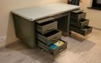 Vintage bureau en métal avec plateau en formica bleu ciel., Utilisé, Enlèvement ou Envoi