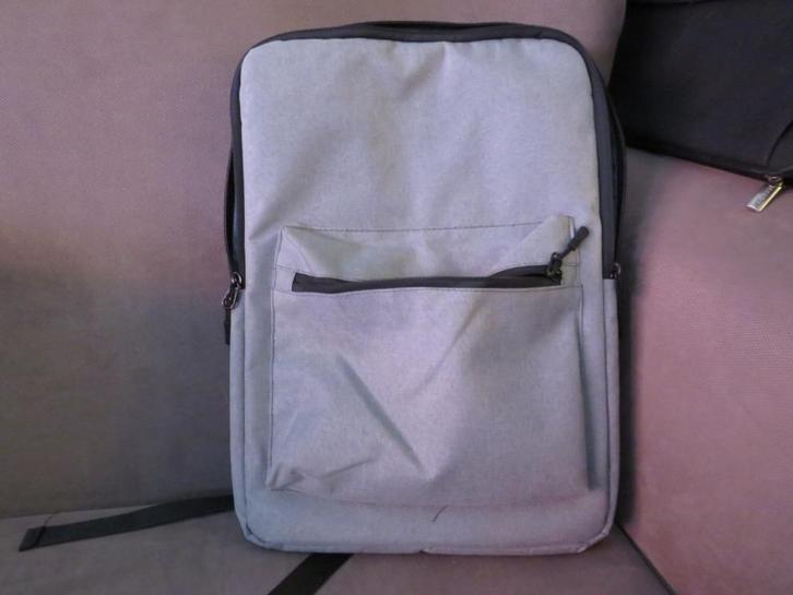 Laptop rugzak, Computers en Software, Laptoptassen, Zo goed als nieuw, Rugzak, 16 inch, Ophalen of Verzenden