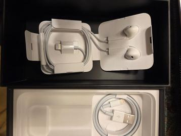 IPHONE oortjes original  beschikbaar voor biedingen