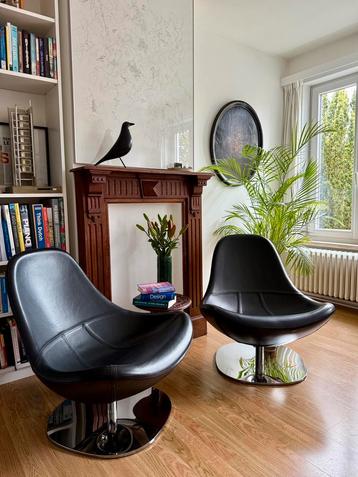 Vintage lederen kuipzetels beschikbaar voor biedingen