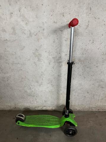 3-wiel kinderstep met lichtgevende wielen beschikbaar voor biedingen