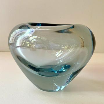 Vaas Holmegaard Denemarken. Mondgeblazen vintage, Ophalen of Verzenden, Gebruikt, Glas, Minder dan 50 cm