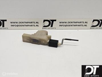 Motor tankklepvergrendeling BMW 3-serie E30 51261385119 beschikbaar voor biedingen