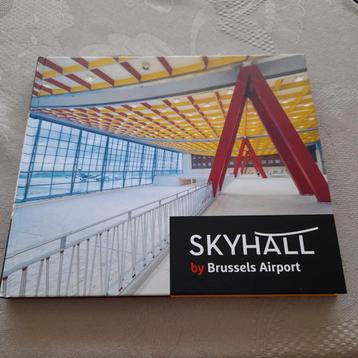 Boek Skyhall by Brussels Airport .  beschikbaar voor biedingen