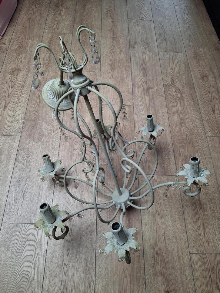 Landelijke brocante kroonluchter, Huis en Inrichting, Lampen | Kroonluchters, Gebruikt, Metaal, Ophalen