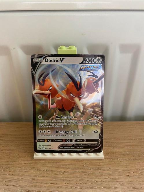 Dodrio V 201/264 - Pokemon kaart, Hobby en Vrije tijd, Verzamelkaartspellen | Pokémon, Nieuw, Losse kaart, Foil, Ophalen of Verzenden
