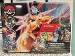 Dracaufeu valisette Pokemon en français, Hobby & Loisirs créatifs, Jeux de cartes à collectionner | Pokémon, Plusieurs cartes