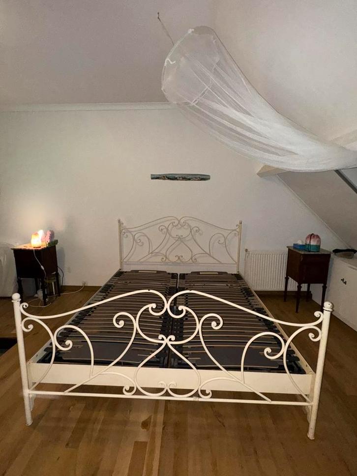 Metalen bed Manou wit 180x200 + verstelbare lattenbodems, Huis en Inrichting, Slaapkamer | Bedden, Zo goed als nieuw, 200 cm, Wit