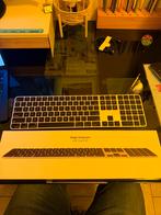 Apple magic keyboard qwerty met touch ID, Computers en Software, Toetsenborden, Ophalen, Azerty, Zo goed als nieuw