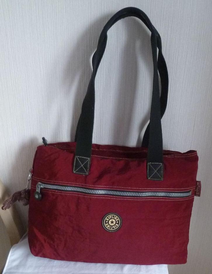 Kipling sac main épaule école, prov, boulot etc + singe, Bijoux, Sacs & Beauté, Sacs | Sacs Femme, Utilisé, Shopper, Autres couleurs