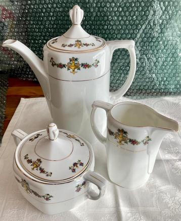 Koffie-set porselein THUNY beschikbaar voor biedingen