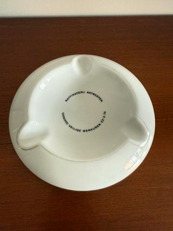 Vintage Schaal / Asbak – Esso Raffinaderij Antwerpen beschikbaar voor biedingen