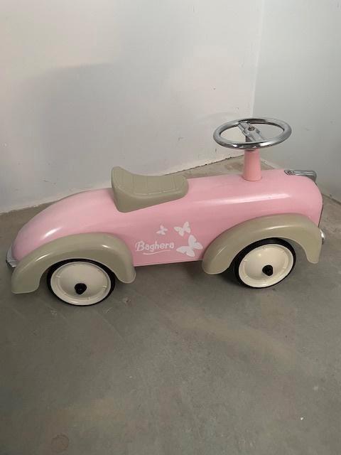 Baghera loopauto / loopfiets – roze – vintage stijl, Kinderen en Baby's, Speelgoed | Buiten | Voertuigen en Loopfietsen, Gebruikt