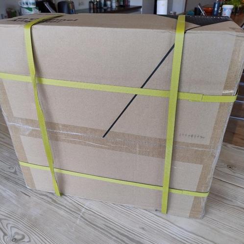 12 kanaals versterker voor multi room audio systeem, Audio, Tv en Foto, Versterkers en Ontvangers, Nieuw, Stereo, 60 tot 120 watt