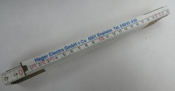 vouwmeter in hout 2 meter beschikbaar voor biedingen