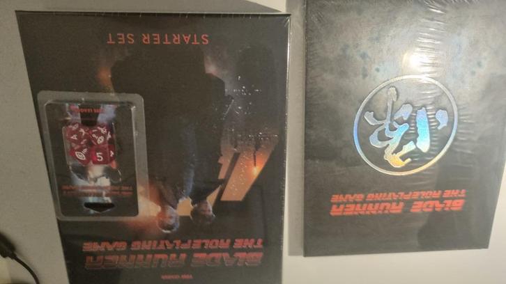 Bladerunner the roleplaying game kickstarter edition, Hobby en Vrije tijd, Gezelschapsspellen | Bordspellen, Nieuw, Ophalen of Verzenden