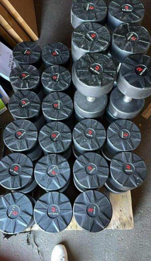 Splinternieuwe dumbells PU zeer goede kwaliteit !!, Sport en Fitness, Fitnessmaterialen, Ophalen of Verzenden