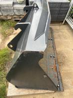 Grondbak giant snelwissel, Zakelijke goederen, Ophalen