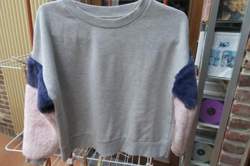 Cropped sweater grijs Bershka mt S-M, Vêtements | Femmes, Pulls & Gilets, Comme neuf, Taille 38/40 (M), Gris, Envoi