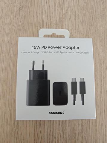 Galaxy 45W Power Adapter met kabel beschikbaar voor biedingen