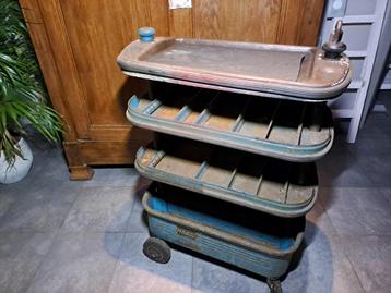 hazet gereedschap trolley oud model  beschikbaar voor biedingen