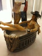 Figurine femme résine, Collections, Flippos