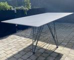 Table JOLI Wire en céramique et acier, 50 tot 100 cm, Overige materialen, 150 tot 200 cm, Rechthoekig