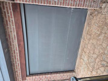 Sectionale garagepoort L Door beschikbaar voor biedingen