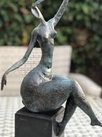 bronzen art sculptuur moderne elegante vrouw, Ophalen of Verzenden