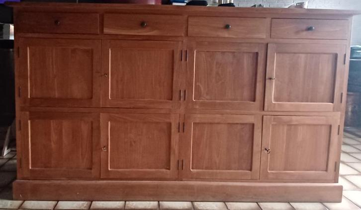 Teak kast / dressoir in overleg gebracht, Huis en Inrichting, Kasten | Dressoirs, Zo goed als nieuw, 200 cm of meer, 25 tot 50 cm