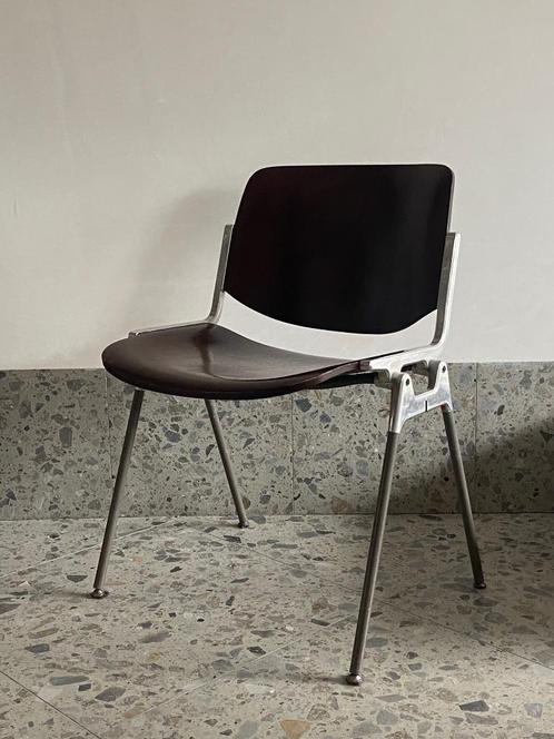 Vintage Castelli DSC 106 stoelen x12, Huis en Inrichting, Stoelen, Gebruikt, Vijf, Zes of meer stoelen, Hout, Metaal, Bruin, Ophalen of Verzenden