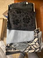 sjaals en foulards, Enlèvement, Neuf, Écharpe