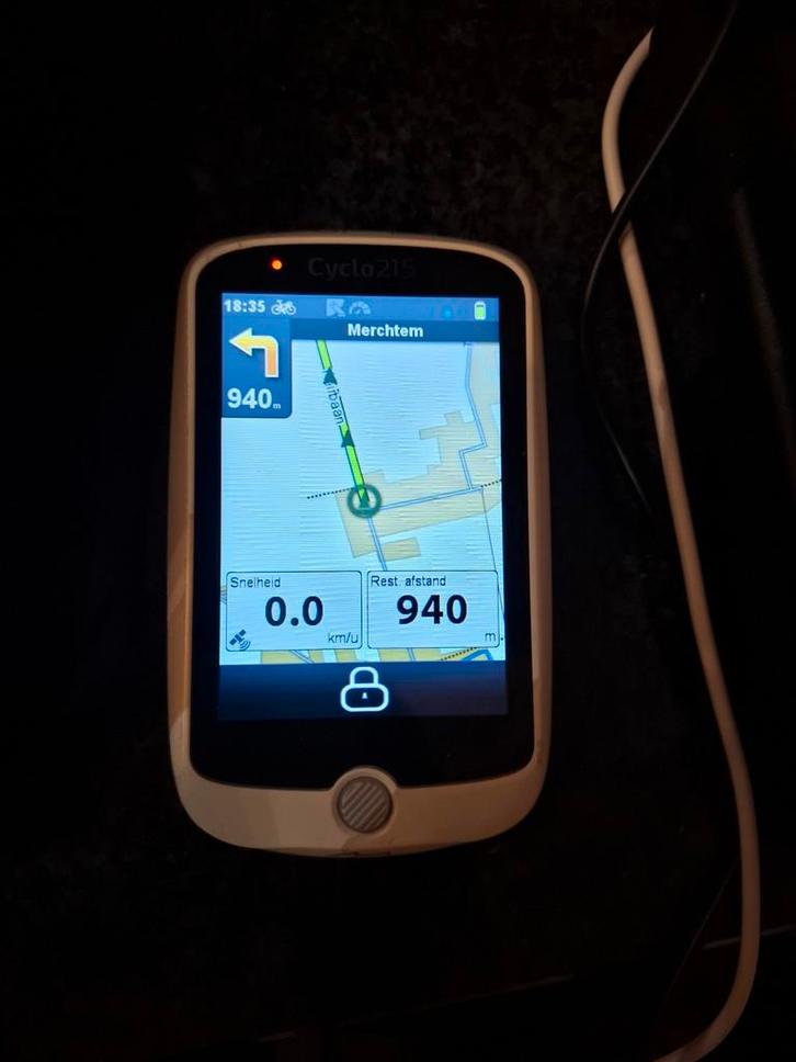 Milo 215 fietscomputer met oplader nieuwe staat., Fietsen en Brommers, Fietsaccessoires | Fietscomputers, Ophalen