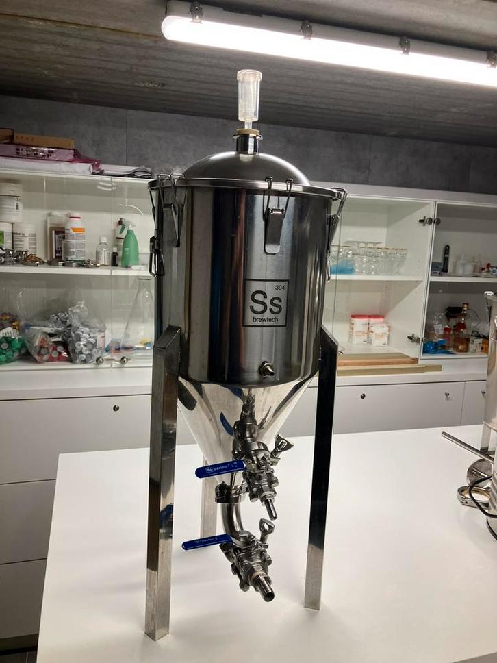 Cuve de fermentation, Articles professionnels, Horeca | Équipement de cuisine, Mobilier en inox, Enlèvement