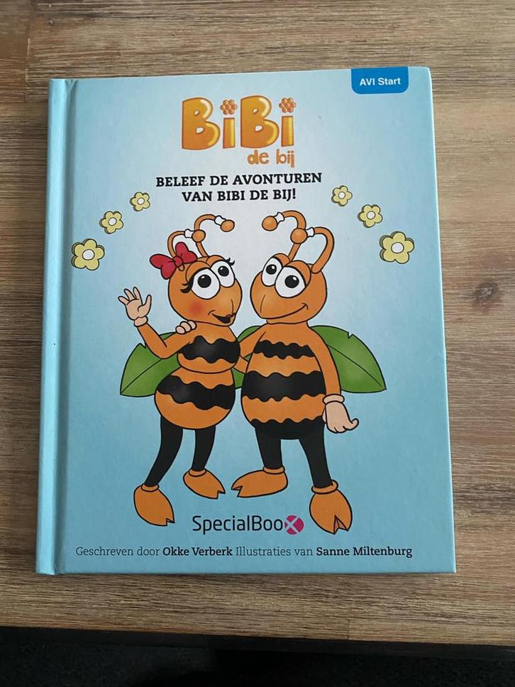 Boek - Bibi de Bij: Beleef de avonturen van Bibi de Bij, Boeken, Kinderboeken | Jeugd | onder 10 jaar, Zo goed als nieuw, Fictie algemeen