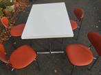 Tafel + 4 stoelen aluminium vintage, Gebruikt, Overige kleuren, Ophalen of Verzenden, Vier