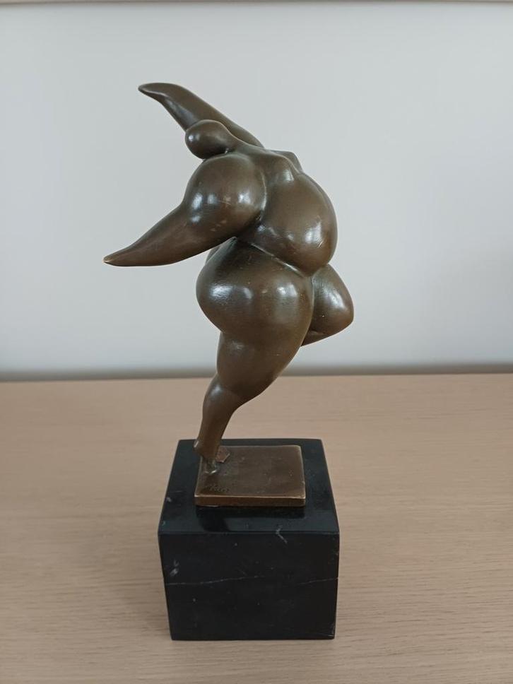 Modern bronzen beeld van MILO, Antiek en Kunst, Kunst | Beelden en Houtsnijwerken, Ophalen