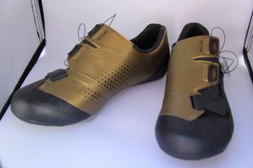 B. Race Fietsschoenen - Shimano SH-RC5 Gold Edition Road Sho