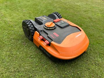 Robotmaaier Worx Landroid WR155E beschikbaar voor biedingen