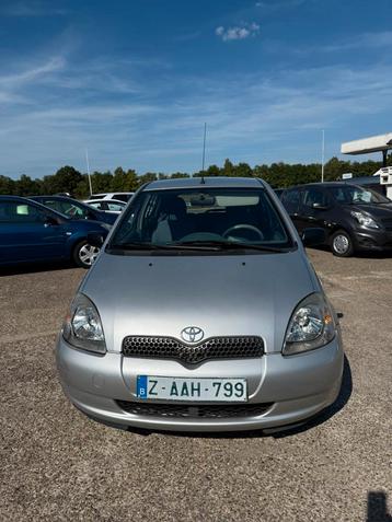 Toyota yaris VVTI 998 cc benzine gekeurd beschikbaar voor biedingen