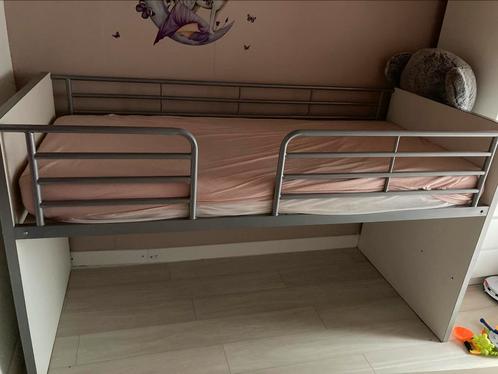 1 persoons hoogslaper met matras, Kinderen en Baby's, Kinderkamer | Stapelbedden en Hoogslapers, Hoogslaper, Ophalen