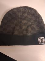 Louis Vuitton muts, Enlèvement, Bonnet