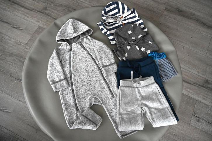 Set jumpsuits/joggingbroeken 74 cm, Kinderen en Baby's, Babykleding | Maat 74, Zo goed als nieuw, Jongetje, Setje, Ophalen