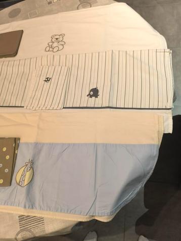 3 lakens met bijhorende kussensloop (135x95cm) beschikbaar voor biedingen